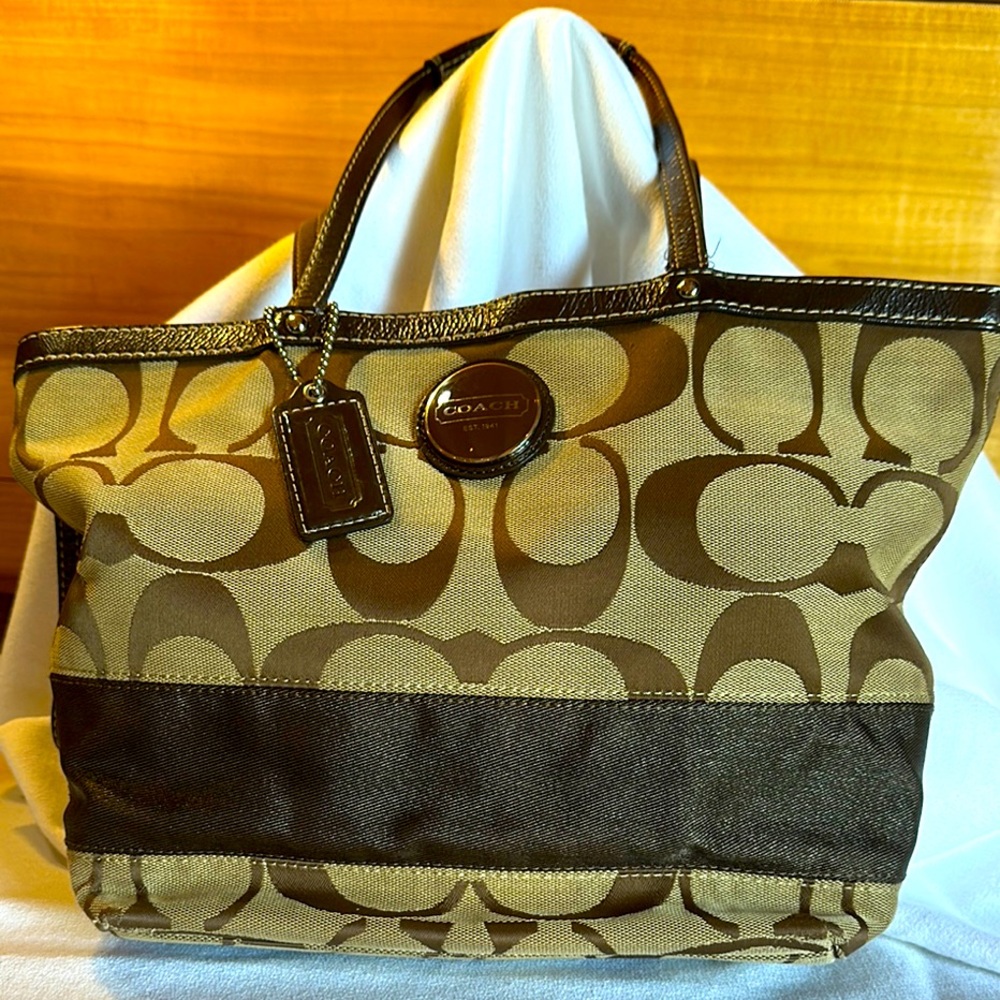 Coach Brown Signature Retro Purse Tote Bag F15112